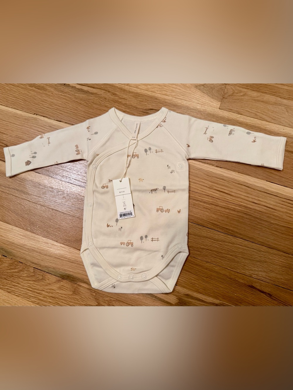 Quincy Mae NWT 100% Organic Cotton Cream Tractor Print One-Piece Bodysuit